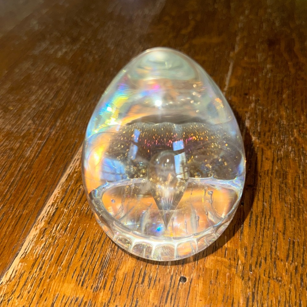 SIGNED BRIAN MAYTUM STUDIO ALEXANDRITE NEODYMIUM ART GLASS JELLYFISH PAPERWEIGHT